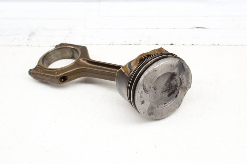 Piston w/ Connecting Rod 11247624409 — Used (SKU 704705)