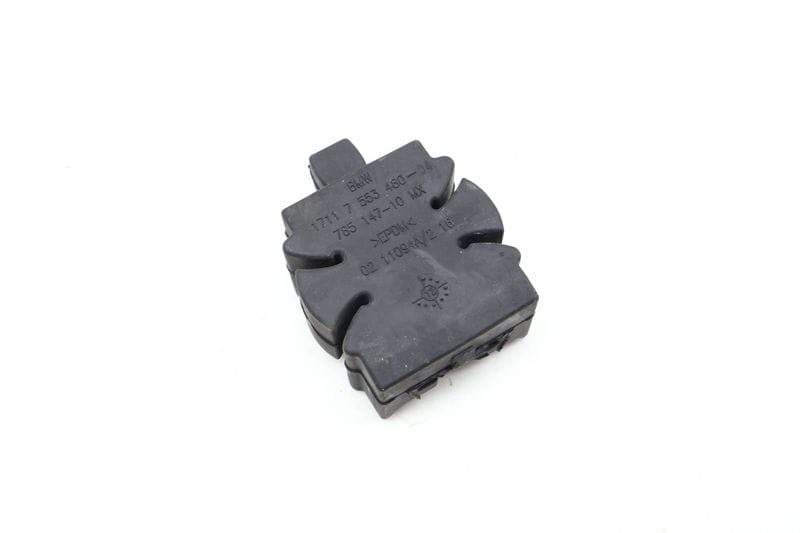 Radiator Rubber Mount 17117553480 — Used (SKU 660442)