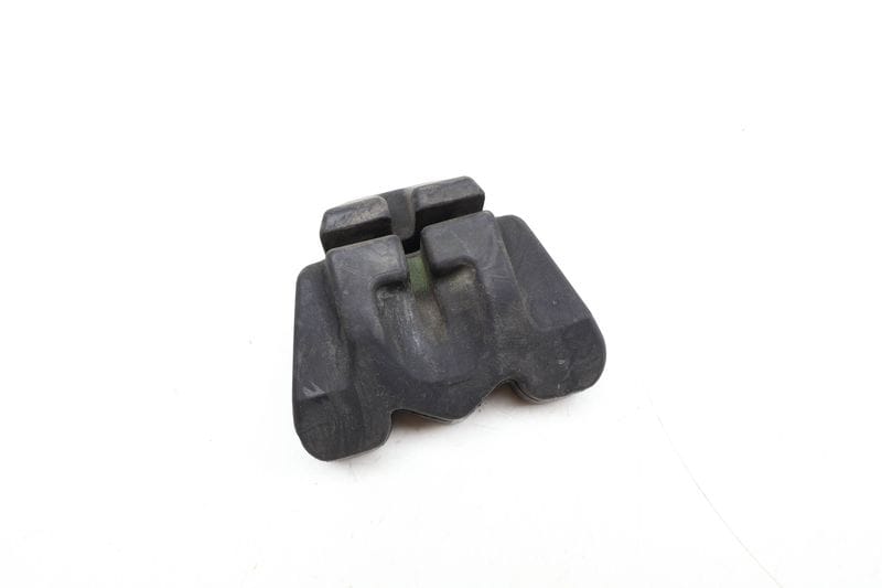 Radiator Rubber Mount / Isolator 17117598791 — Used (SKU 660429)
