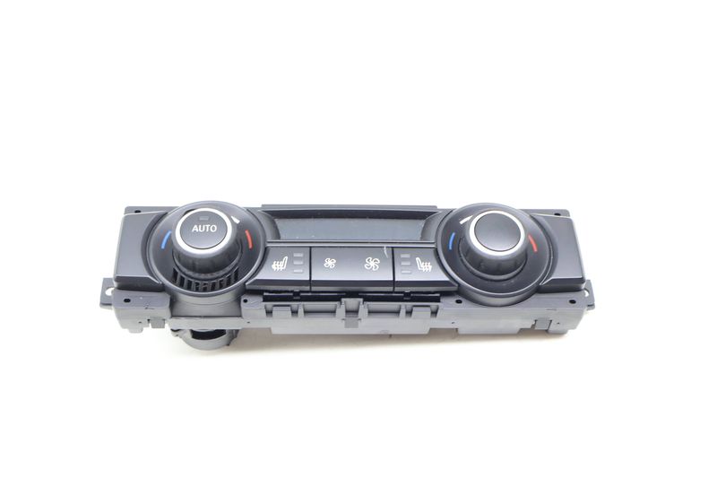 AC Climate / Temp Control Unit 64119215515 — Used (SKU 698900)