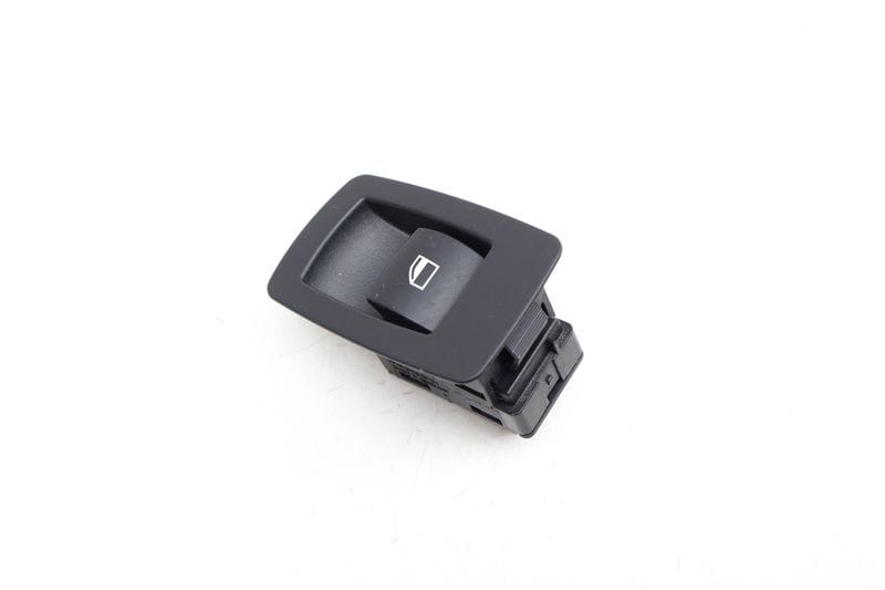 Window Switch w/ Trim 61316945874 — Used (SKU 660362)