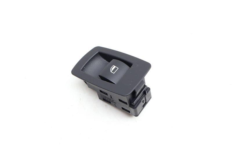Window Switch w/ Trim 61316945874 — Used (SKU 660363)