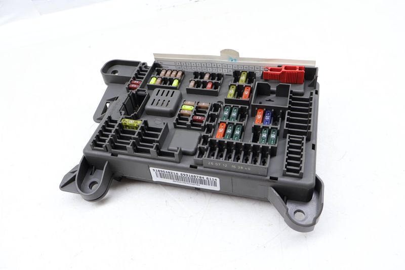 Fuse / Relay Box 61146931687 — Used (SKU 660399)