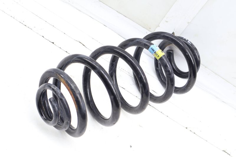 Coil Spring 4079861 — Used (SKU 704725)