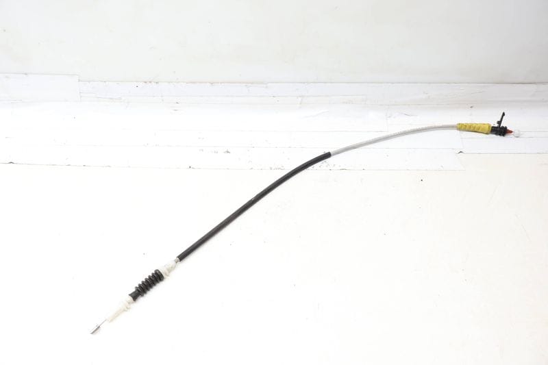 Exterior Door Handle / Bowden Cable 51227180011 — Used (SKU 698965)