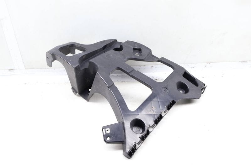 Bumper Mount / Bracket 51127227758 — Used (SKU 660253)