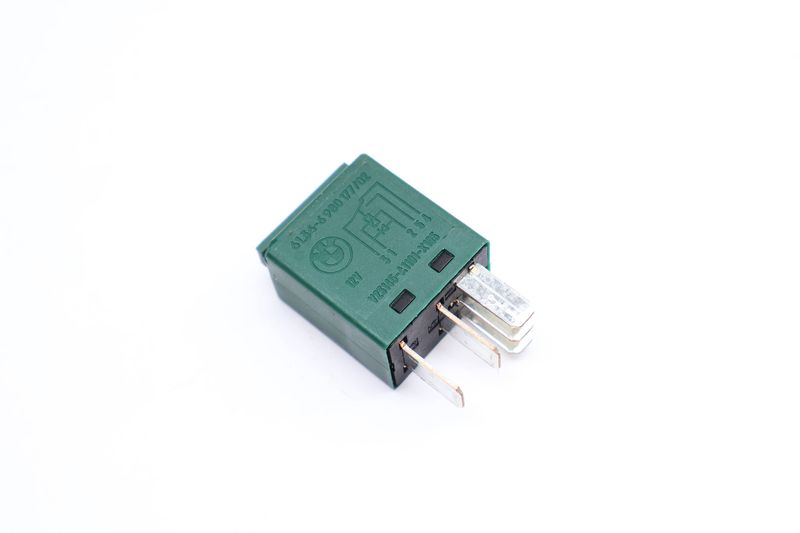 Relay 61366980177 — Used (SKU 698740)