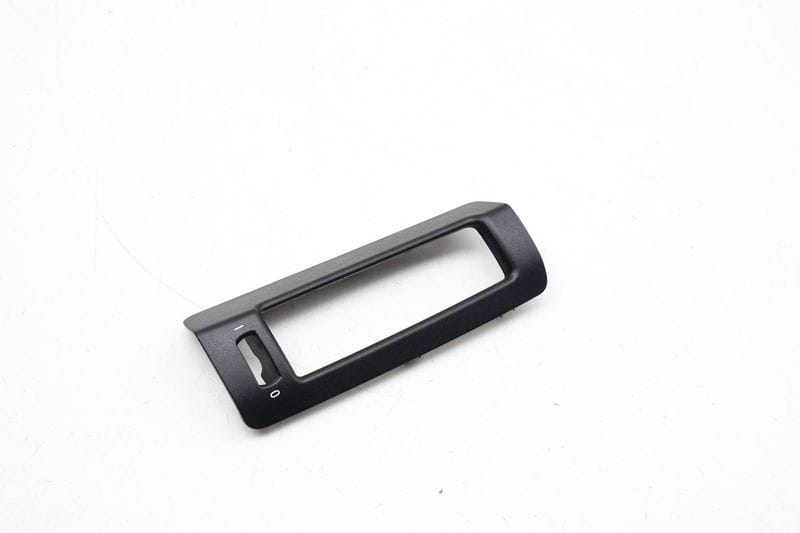 Air Vent Trim / Bezel 51436963456 — Used (SKU 698838)