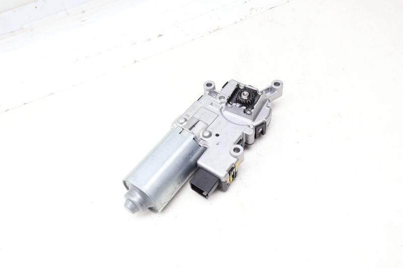 Sunroof / Sun Roof Motor 67616922652 — Used (SKU 698957)