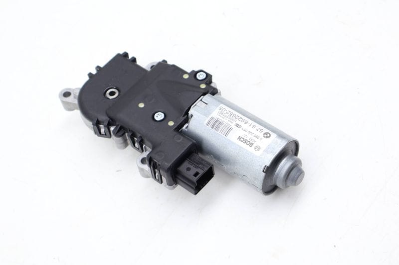 Sunroof / Sun Roof Motor 67616922652 — Used (SKU 704606)