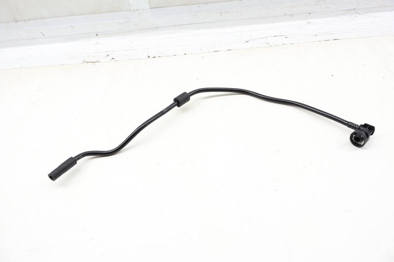 Turbo Vacuum Hose / Line 11657588771 — Used (SKU 699150)
