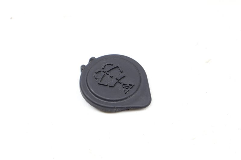 Windshield Washer Reservoir / Tank Cap 61667264145 — Used (SKU 704781)
