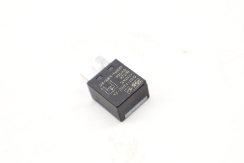 Accessory Power Relay 5M5T14B192AA — Used (SKU 608037)