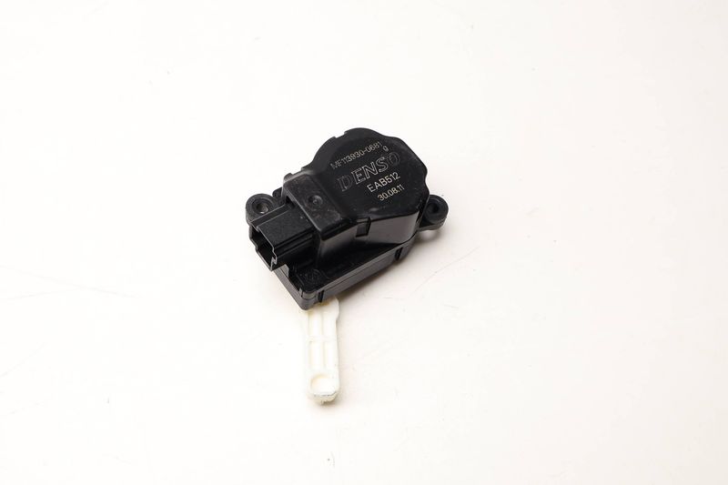 HVAC Flap / Servo Air Motor / Actuator MF1139300681 — Used (SKU 607796)