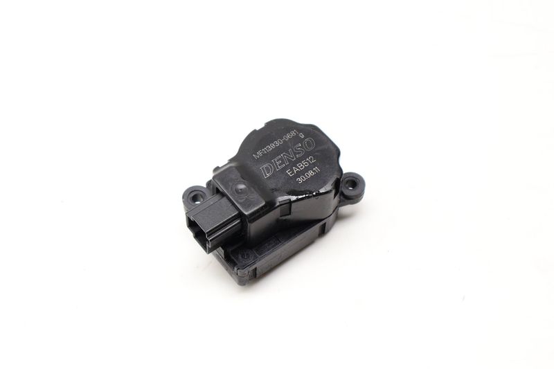 HVAC Flap / Servo Air Motor / Actuator MF1139300681 — Used (SKU 607839)