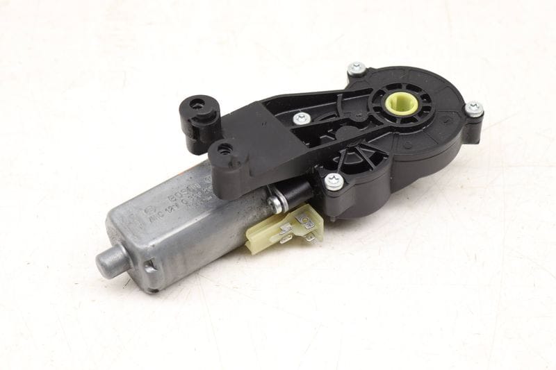 Front Tilt Seat Motor — Used (SKU 553242)