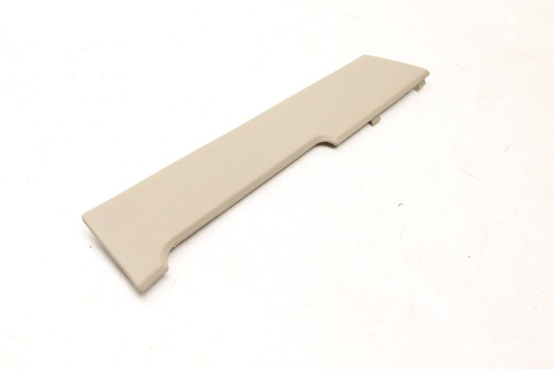 Door Trim / Molding (CENTER) 2127370388 — Used (SKU 553365)