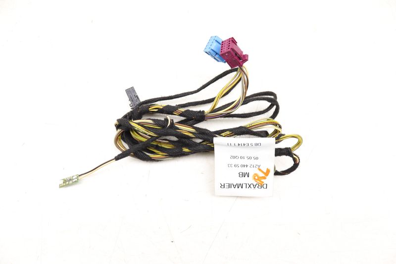 Door Panel Wiring Harness 2124405933 — Used (SKU 553609)