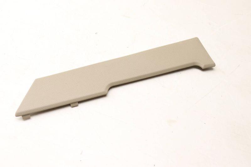 Door Trim / Molding (CENTER) 2127370488 — Used (SKU 553366)