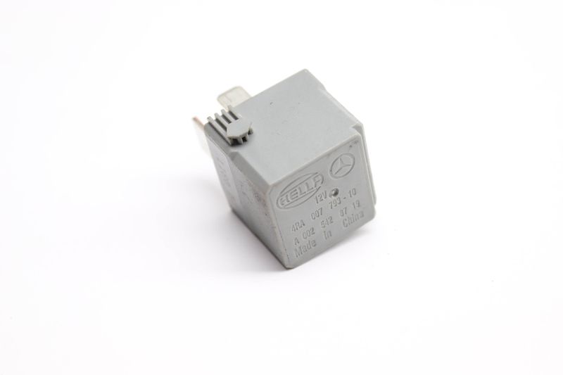 Relay 0025428719 — Used (SKU 553621)