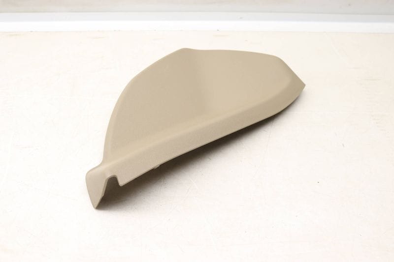 Dash Panel End Cap / Cover / Trim 2126800407 — Used (SKU 553308)
