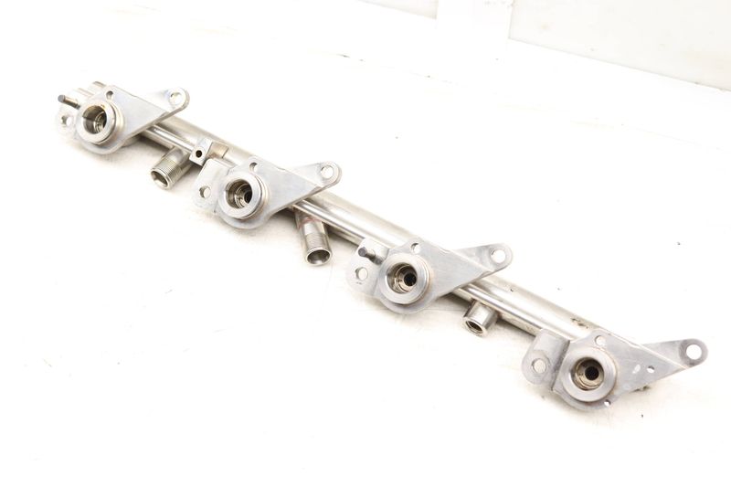 Fuel Rail 2780703495 — Used (SKU 553502)