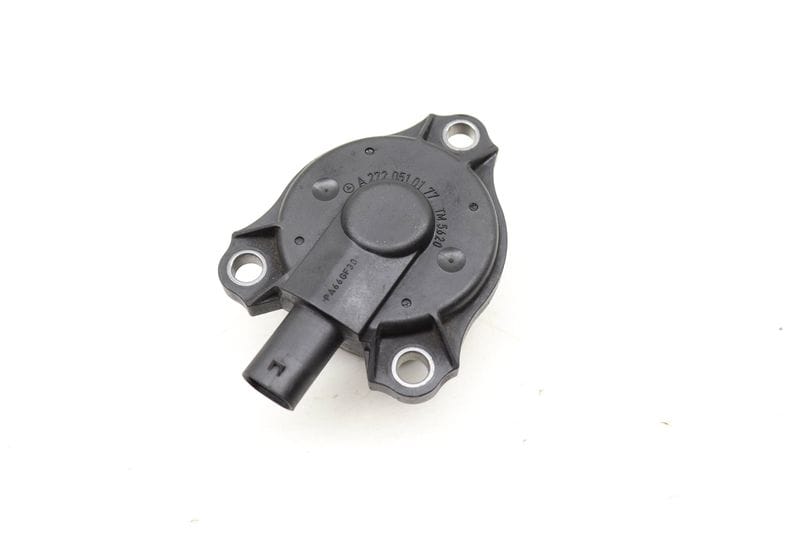 Cam / Camshaft Adjuster Solenoid 2720510177 — Used (SKU 467641)
