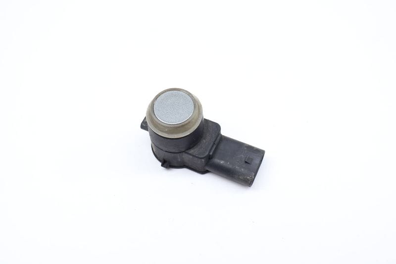 Bumper PDC / Park Distance / Assist Sensor 2125420118 — Used (SKU 681419)