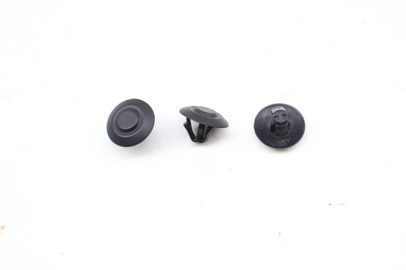 Hood Insulation / Sound Blanket Clip Set (3) 0019880325 — Used (SKU 682348)