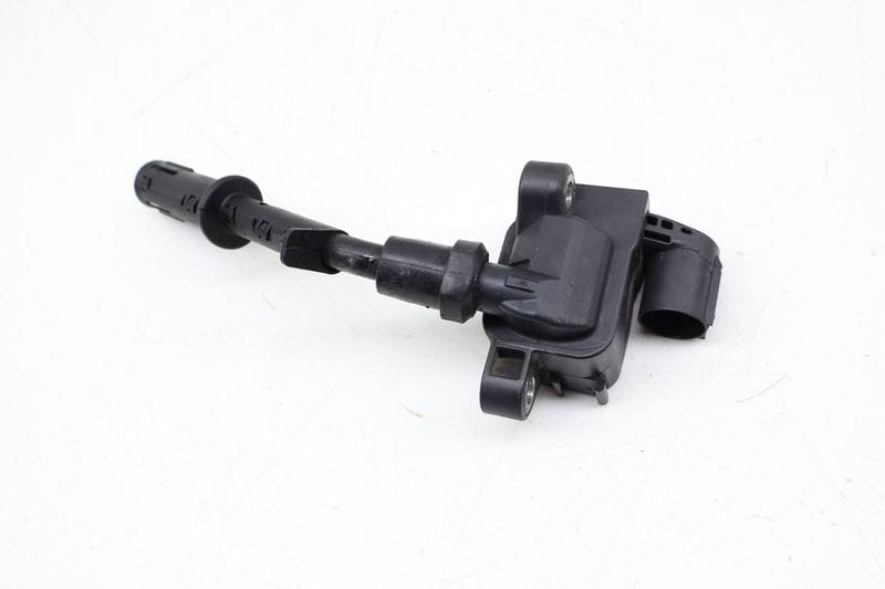 Ignition Coil w/ Connector 2769060260 — Used (SKU 681829)
