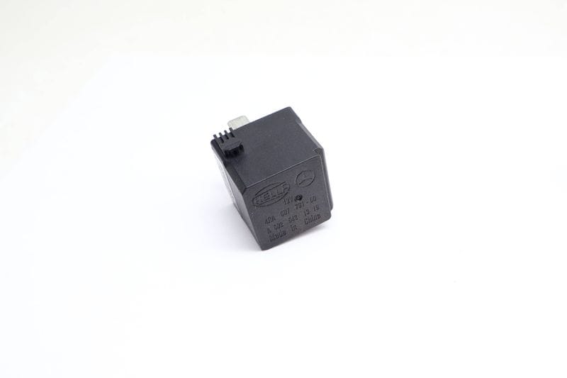 Relay 0025421319 — Used (SKU 681350)