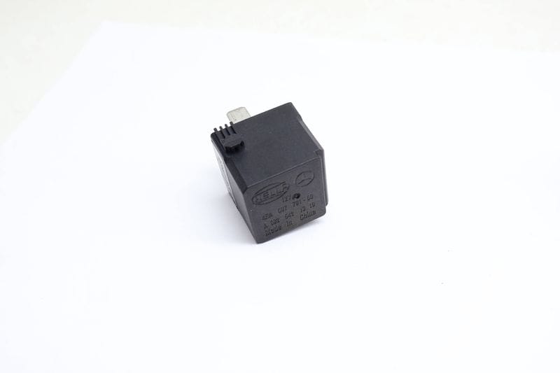 Relay 0025421319 — Used (SKU 681353)