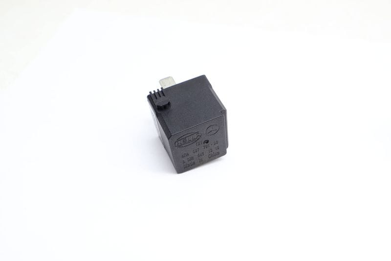 Relay 0025421319 — Used (SKU 681354)