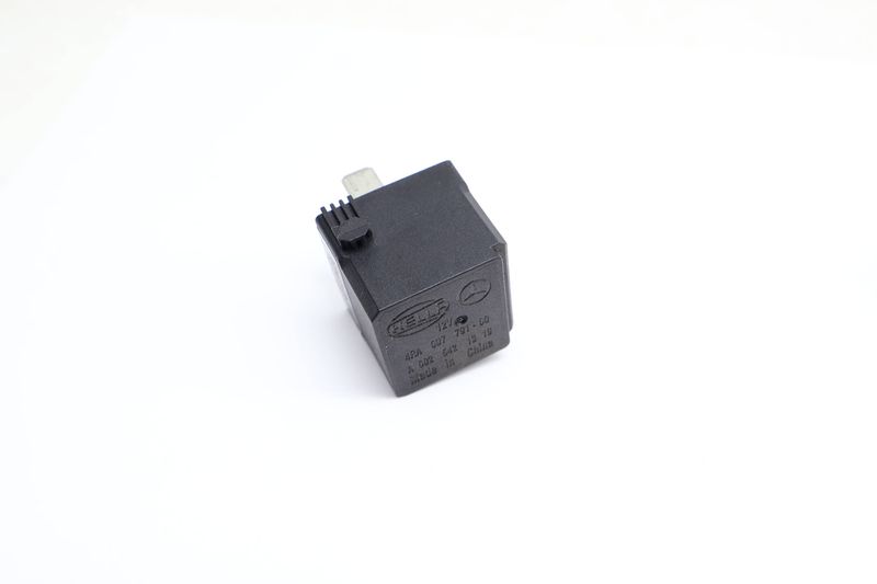 Relay 0025421319 — Used (SKU 681357)