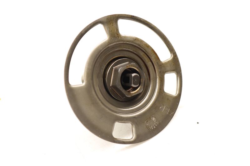 Cam / Camshaft Control Valve 2720500478 — Used (SKU 497952)