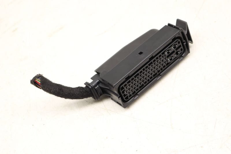 47-PIN Wiring Harness Connector / Pigtail 7M3973373 — Used (SKU 527848)