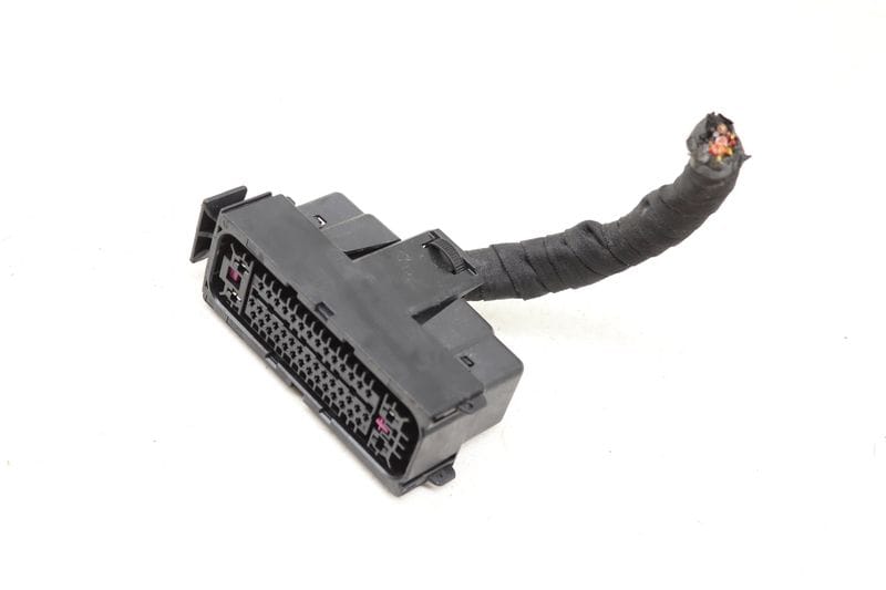 ABS Pump Module Wiring Harness Plug / Connector — Used (SKU 547703)