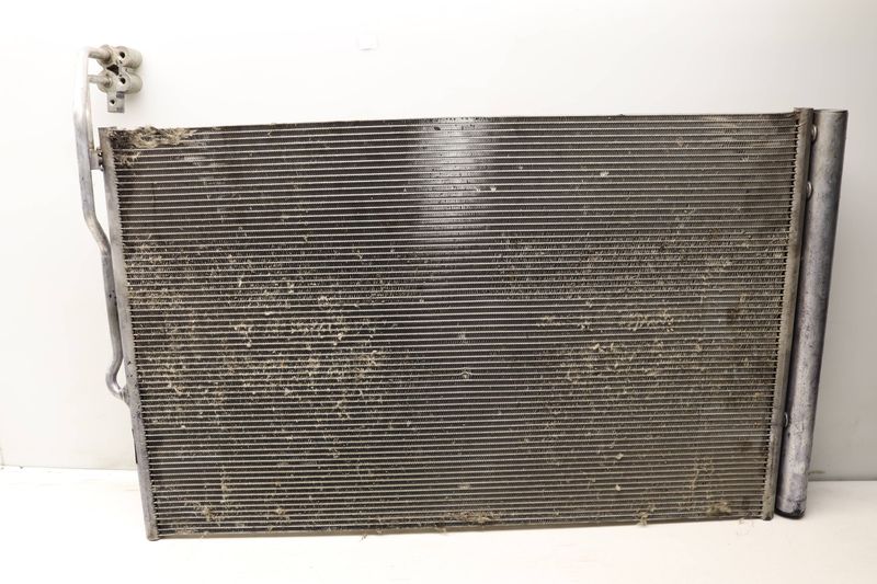 AC Condenser 7P0820411A — Used (SKU 485385)