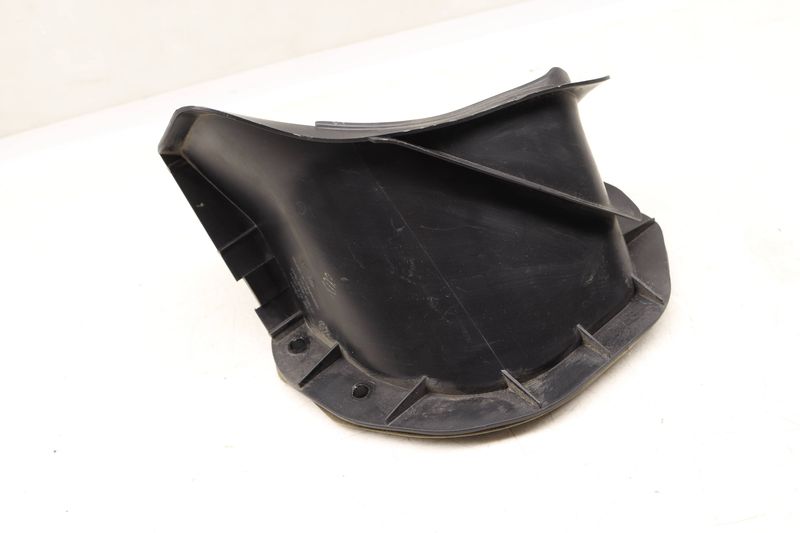 Air Duct 7P0819155B — Used (SKU 527678)