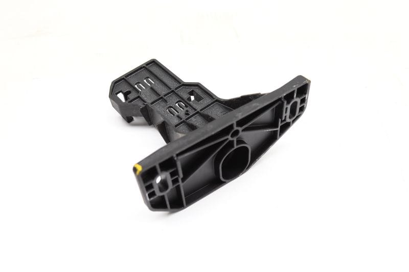 Brake Distance Sensor Bracket 7P0723315 — Used (SKU 493803)