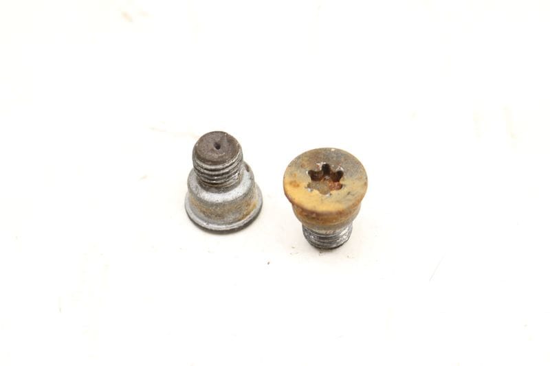 Brake Rotor Screw Set (2) N91028202 — Used (SKU 527924)