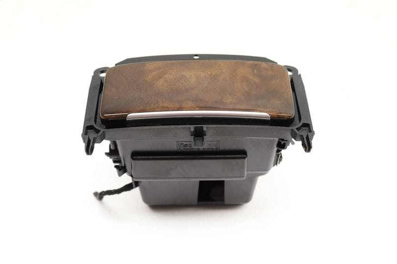 Center Console Storage Tray 7P5857273B — Used (SKU 521577)