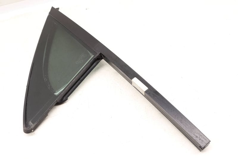 Door Quarter Window Glass / Seal 7P0845113D — Used (SKU 527380)