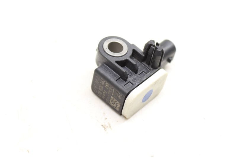 Impact / Crash Sensor 7P0959651 — Used (SKU 507754)