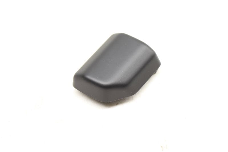 Door Panel Pull / Grab Handle Trim Cover 7P5867394A — Used (SKU 507665)