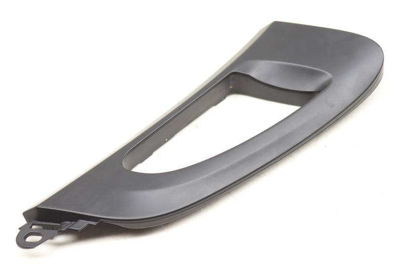 Interior Door Handle Trim 7P5837248 — Used (SKU 507638)