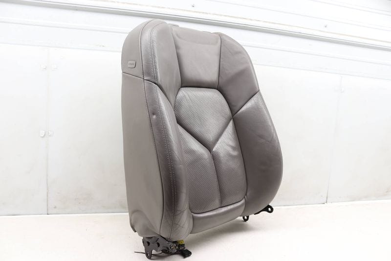 Upper Seat Backrest Cushion Assembly 7P5881806E — Used (SKU 492051)