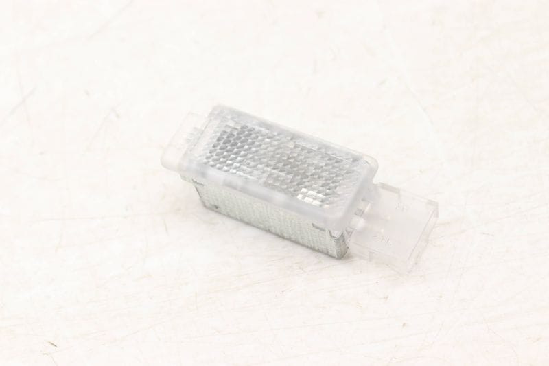 Interior Clear Light 7L0947415 — Used (SKU 547770)