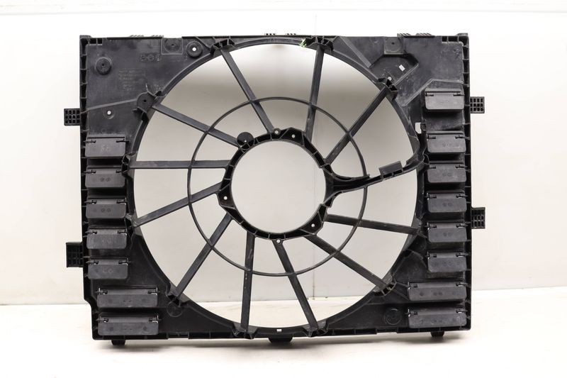Radiator Electric Cooling Fan Housing / Cowl 7P0121207A — Used (SKU 485383)