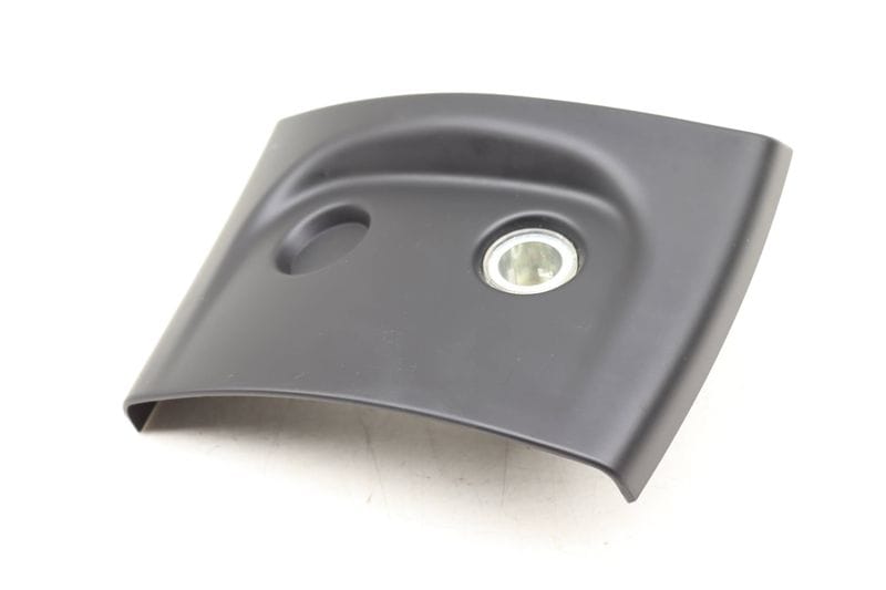 Center Console Trim / Power Outlet 7P5863440B — Used (SKU 507541)